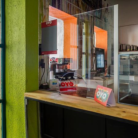 Oyo Hotel Hare Krishna Monterrey Eksteriør bilde