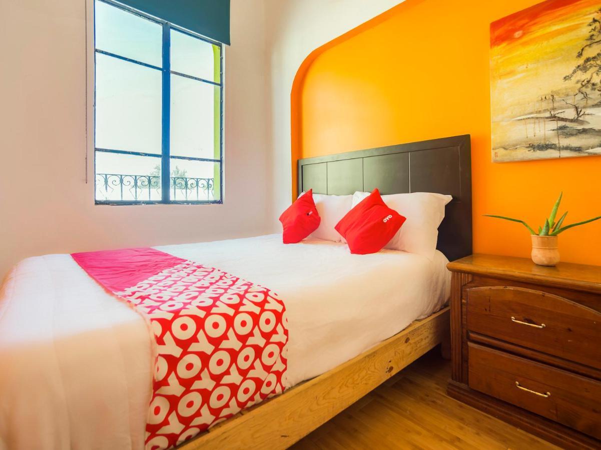 Oyo Hotel Hare Krishna Monterrey Eksteriør bilde
