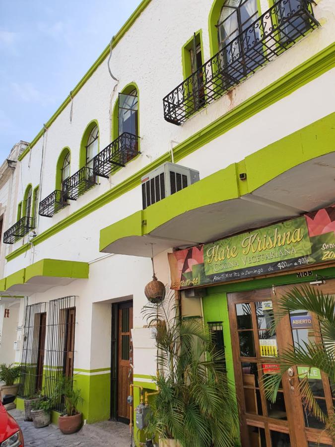 Oyo Hotel Hare Krishna Monterrey Eksteriør bilde